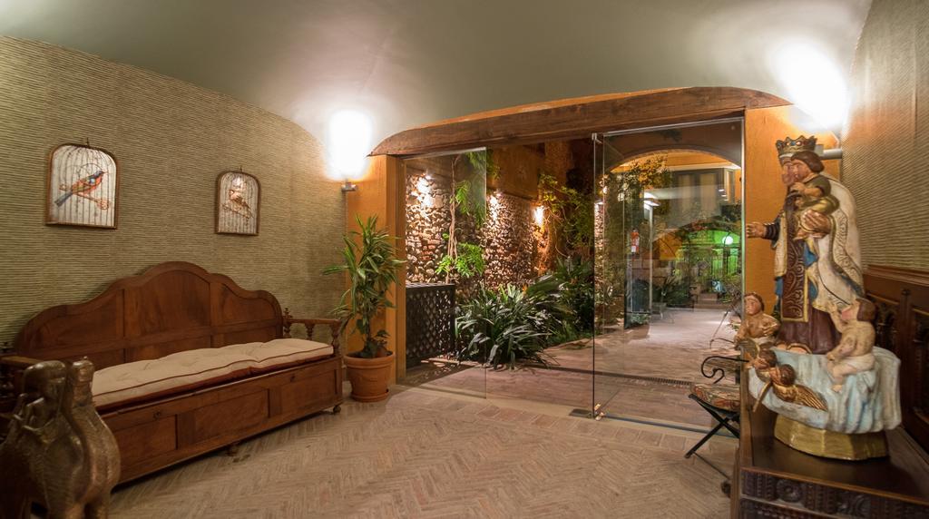 Apartaments Suites Sant Jordi Montbrió del Camp Exterior foto